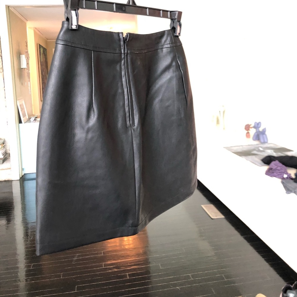 ✨ASOS SKIRT✨ - Picture 2 of 6